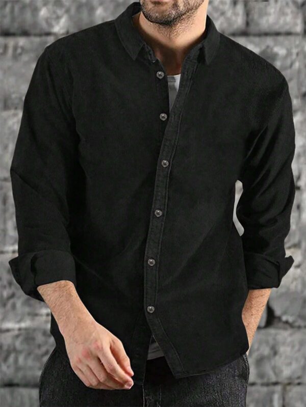 Men Solid Button Up Pocket Patched Shirt